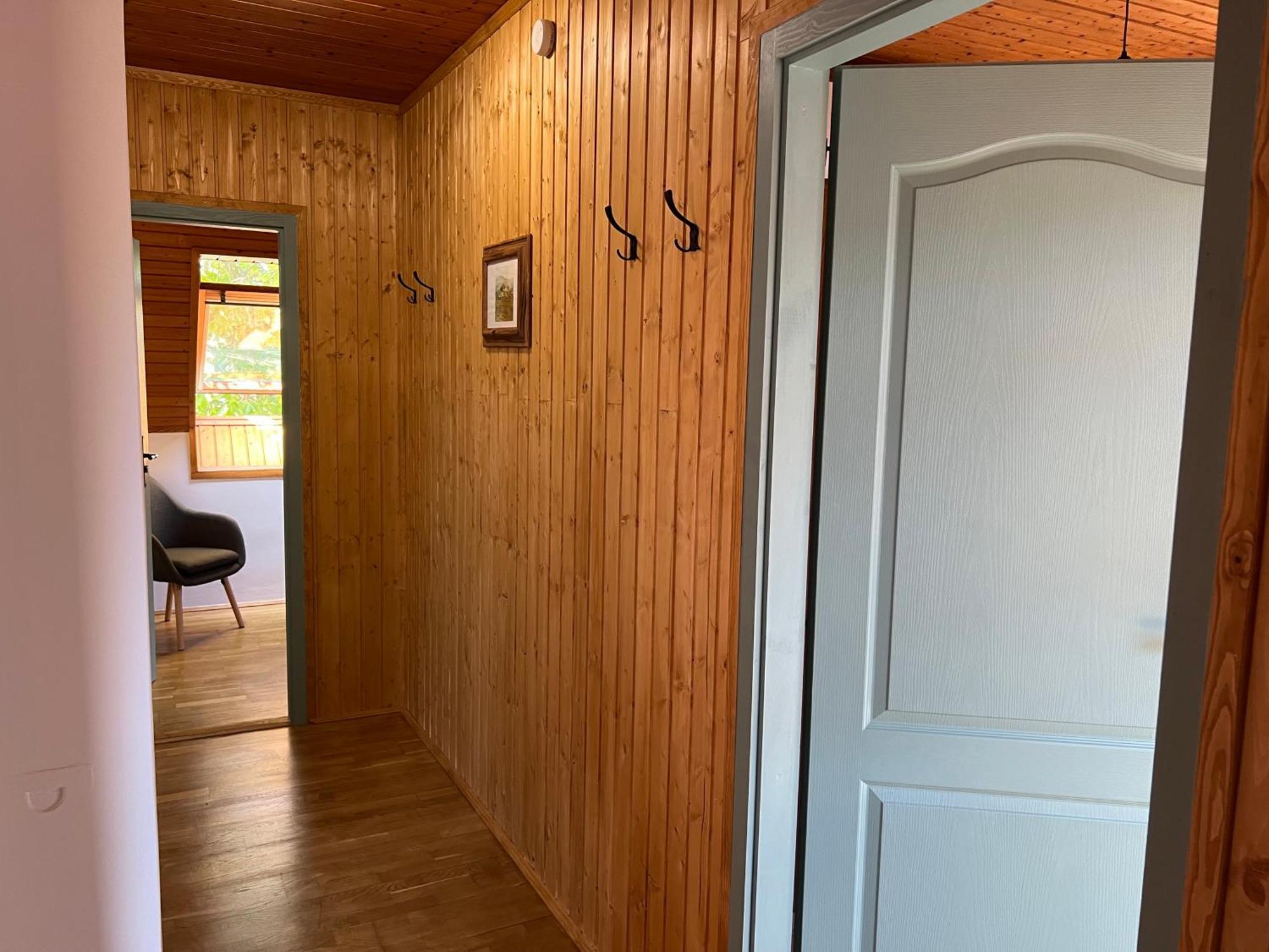 Bor Es Kenyer Hotel Hegymagas Kültér fotó