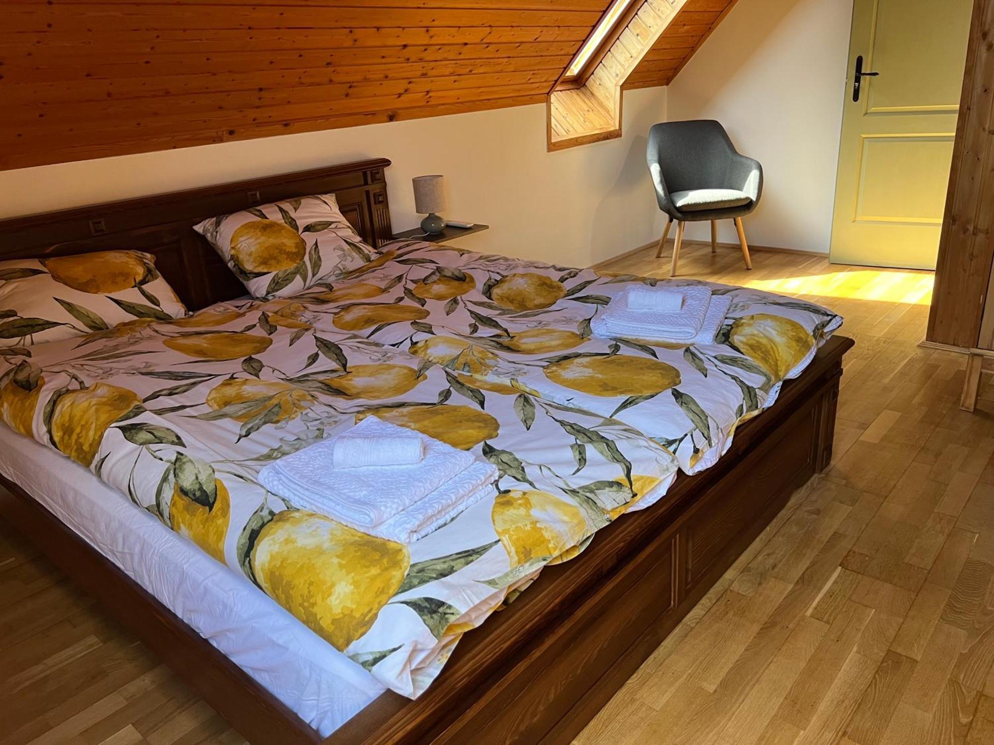 Bor Es Kenyer Hotel Hegymagas Kültér fotó