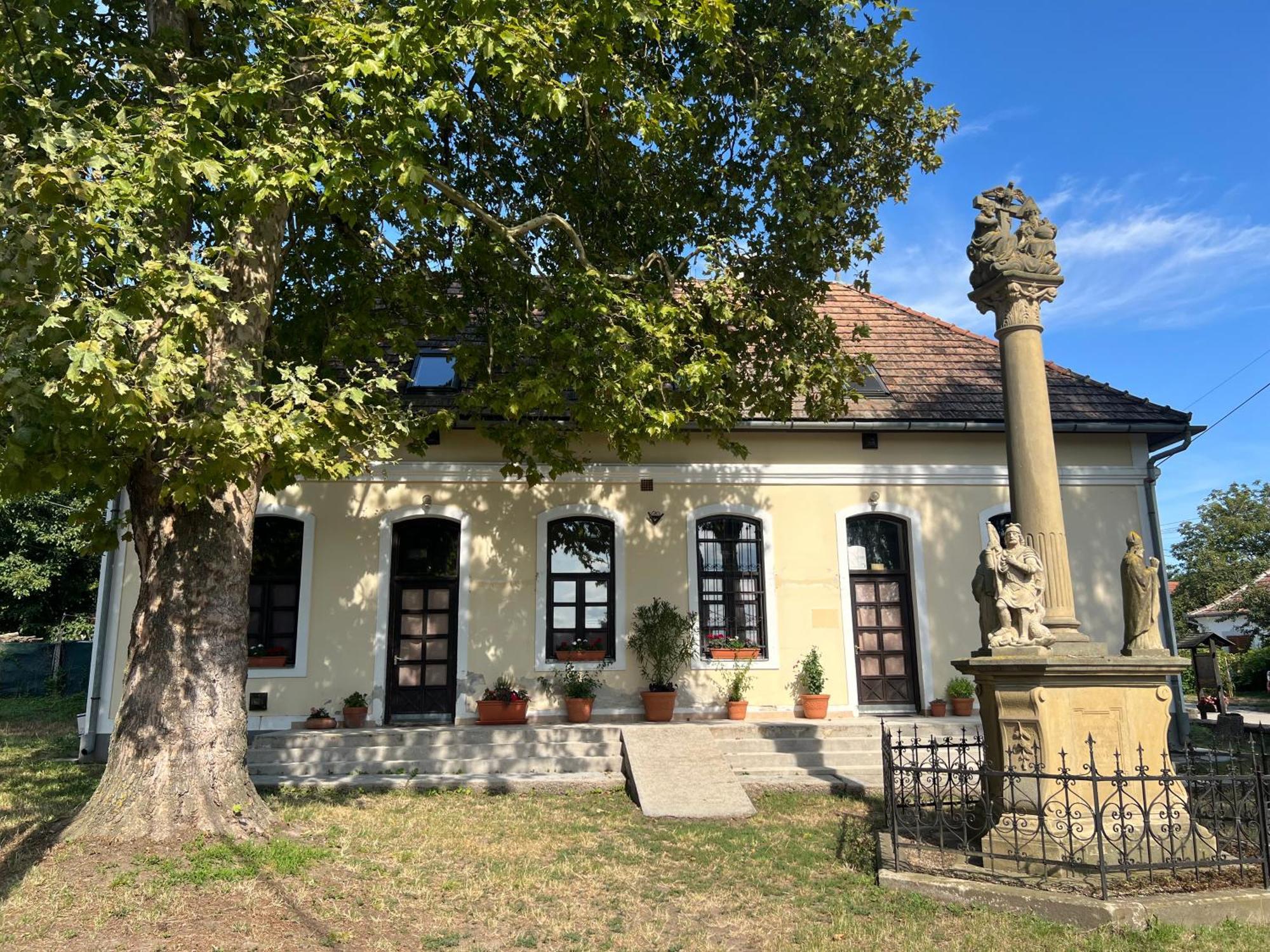 Bor Es Kenyer Hotel Hegymagas Kültér fotó